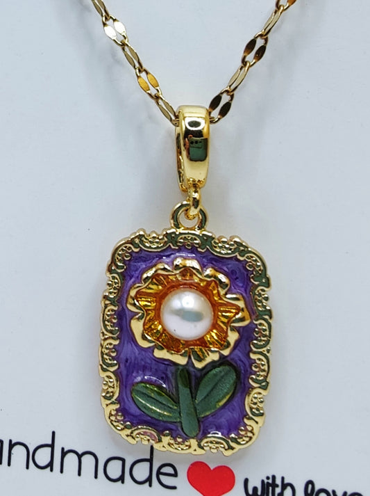 Pearl Flower Pendant and Chain
