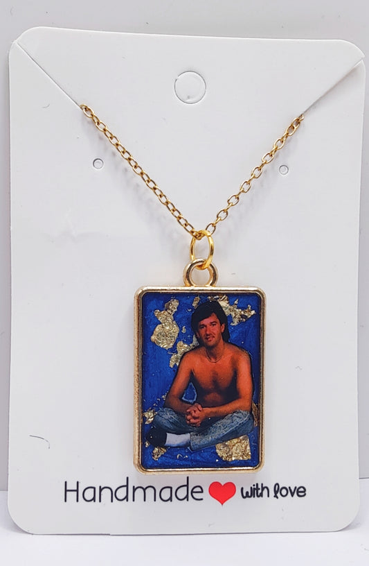 Daniel O' Donnell (DOD) Pendant and Chain