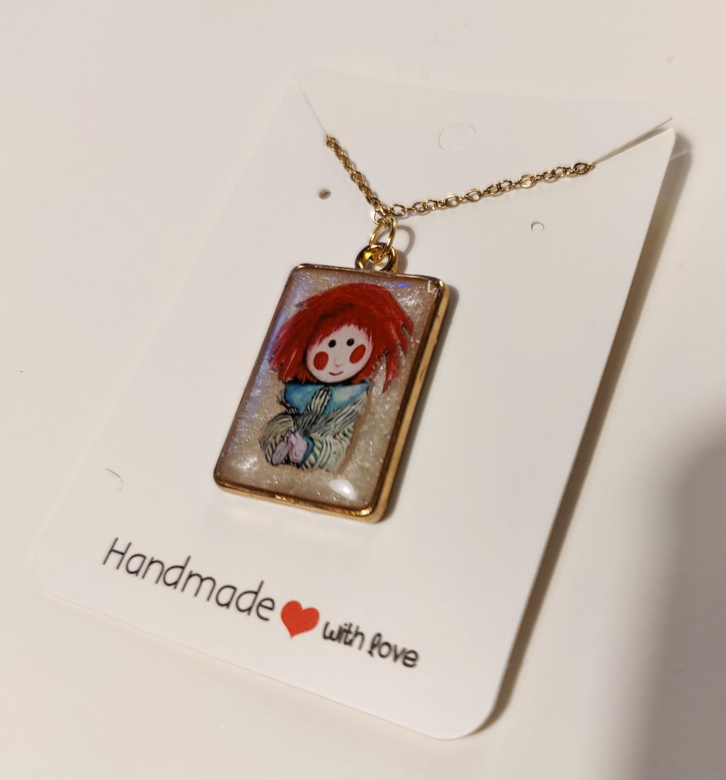 Beautiful Handmade Bosco Pendant and Chain (Gold)