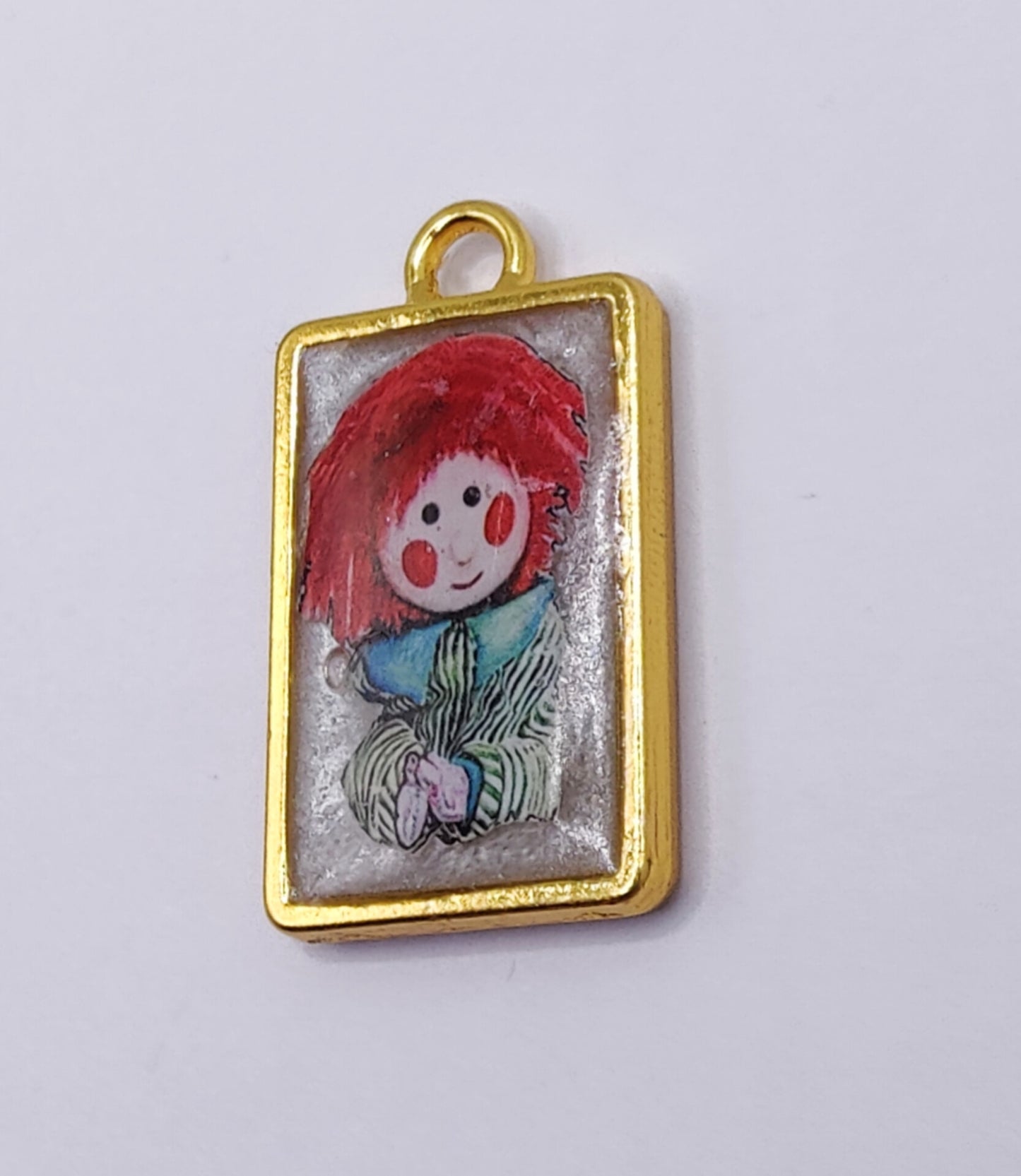 Beautiful Handmade Bosco Pendant and Chain (Gold)